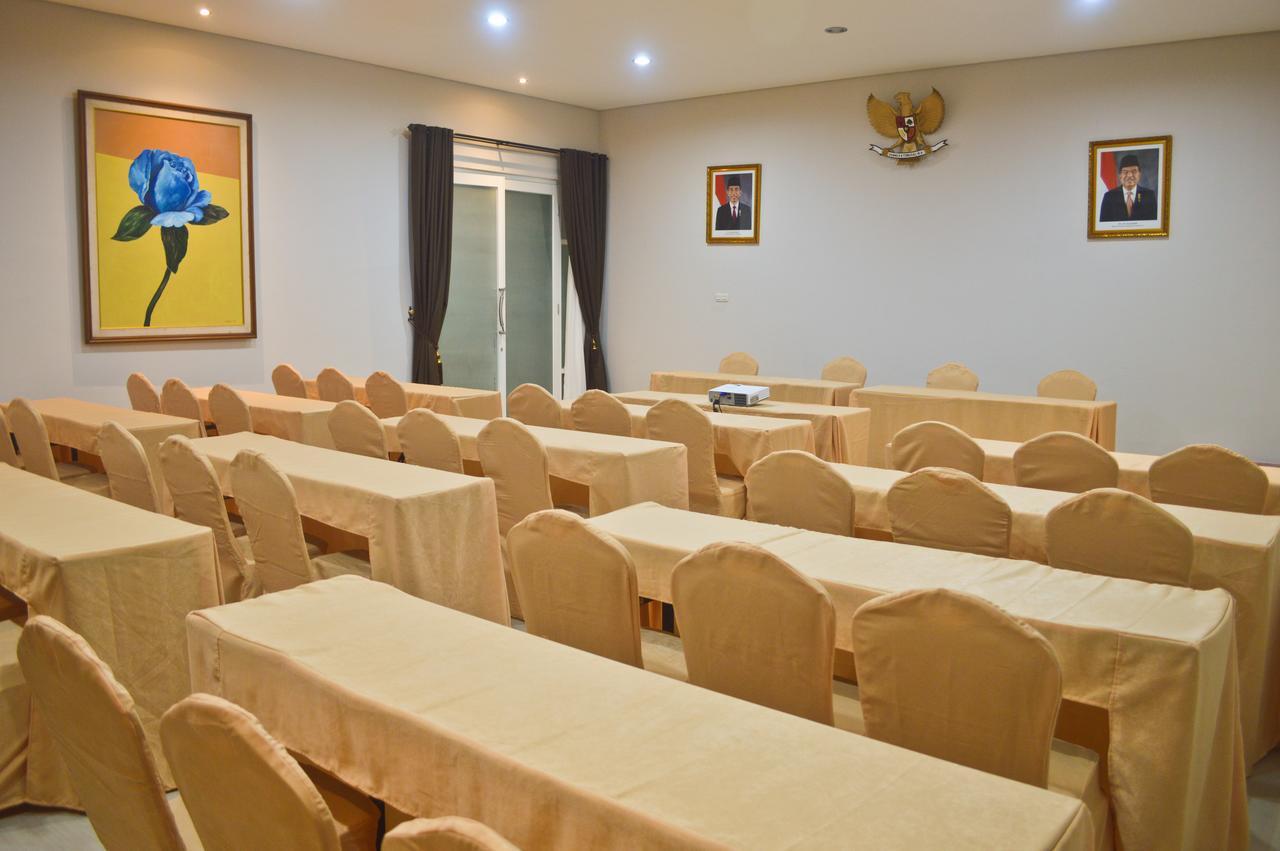 The Cabin Tanjung Hotel Wonosobo Εξωτερικό φωτογραφία